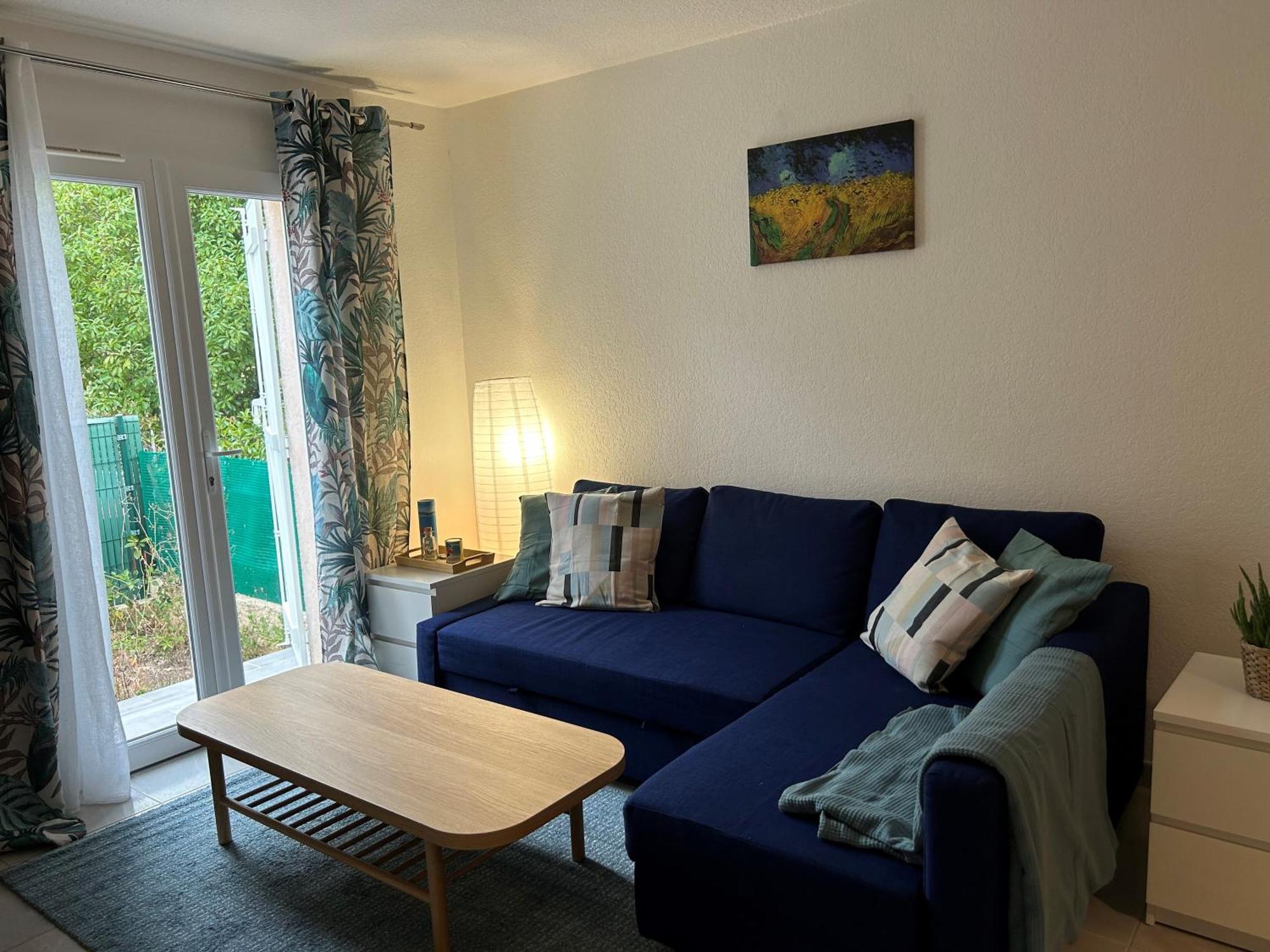 Provencal Style In Mediterranean Seaside Town Ferienhaus